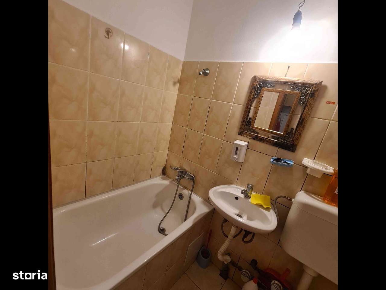 Garsoniera de vânzare - zona Decebal,  Splaiul Crișanei-6