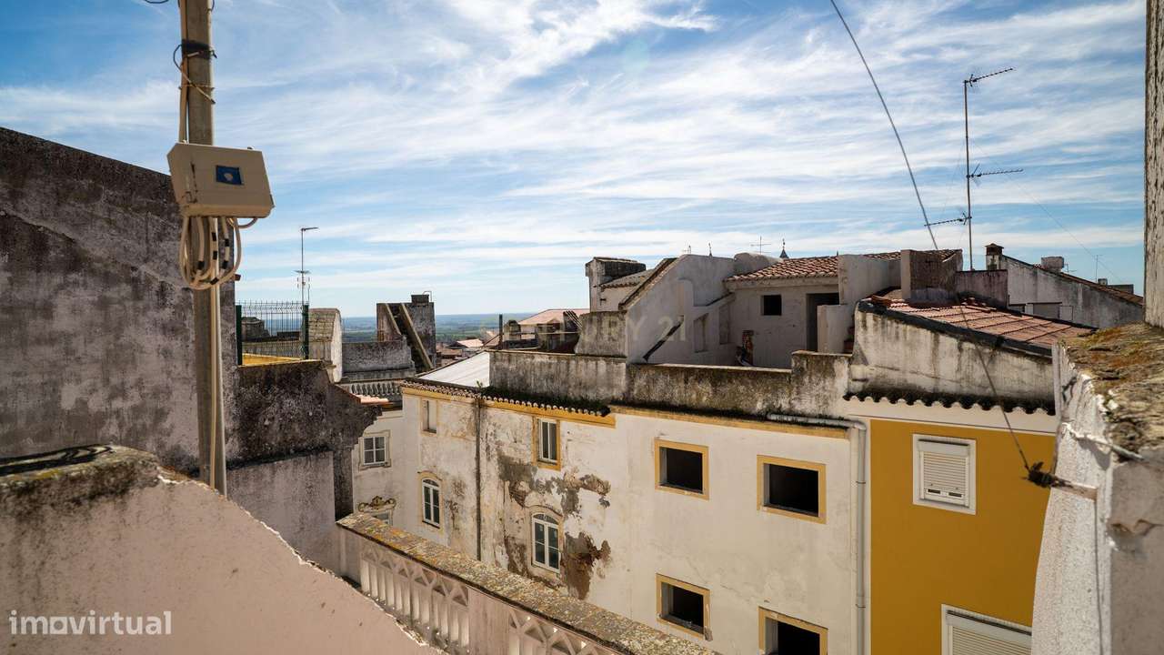 Prédio no centro de Elvas - Grande imagem: 4/35