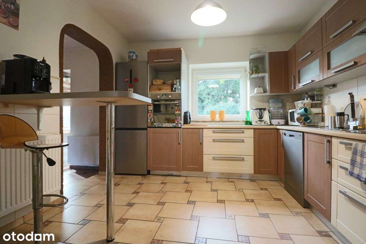 Komfortowy dom jednorodzinny w Strzeszowie-3