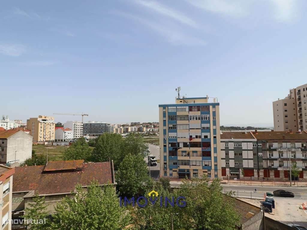 Apartamento T2, Remodelado, na Verderena, Barreiro-30