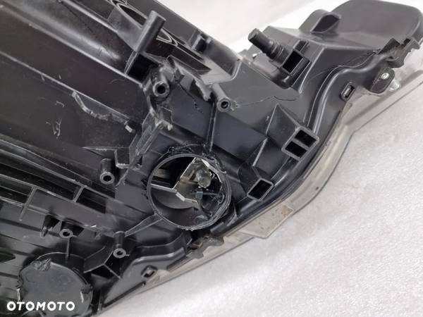 BMW F30 / F31 11- BI-XENON BIXENON NIESKRĘTNY PRAWA  LAMPA PRZEDNIA PRZÓD , NR 63117259526 / 63117259525 , NR AUKCJI LL293 - 36