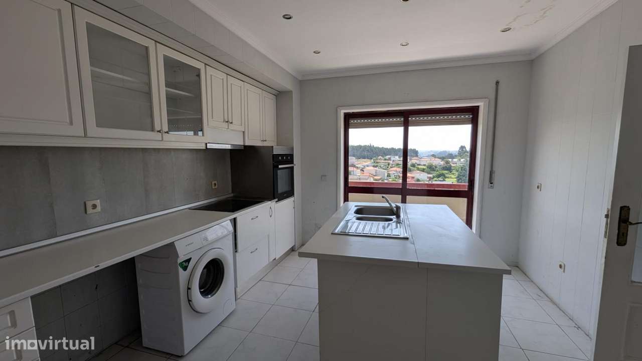 Excelente Apartamento T2 à venda na Maia-10