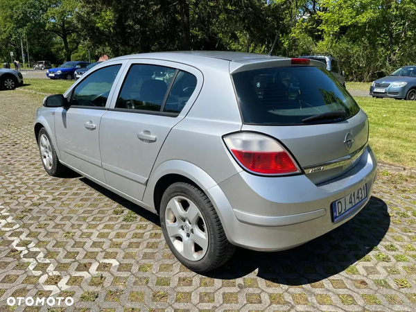 Opel Astra - 2