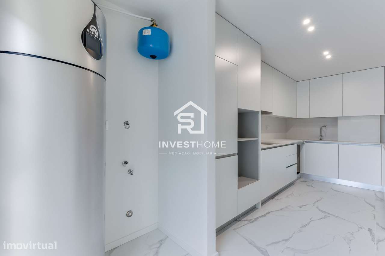 Apartamento T3 | Novo 2025 | Pronto a Escriturar | Varanda | Box-12