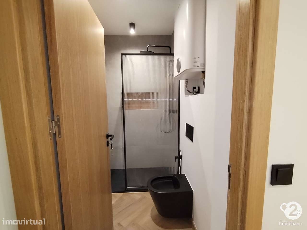Apartamento T1 Novo (Remodelado) – Mina de Água, Amadora-5