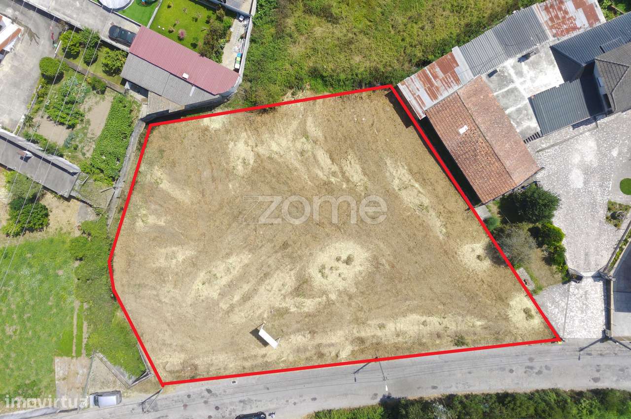 Terreno em Nogueira da Regedoura - Grande imagem: 2/15