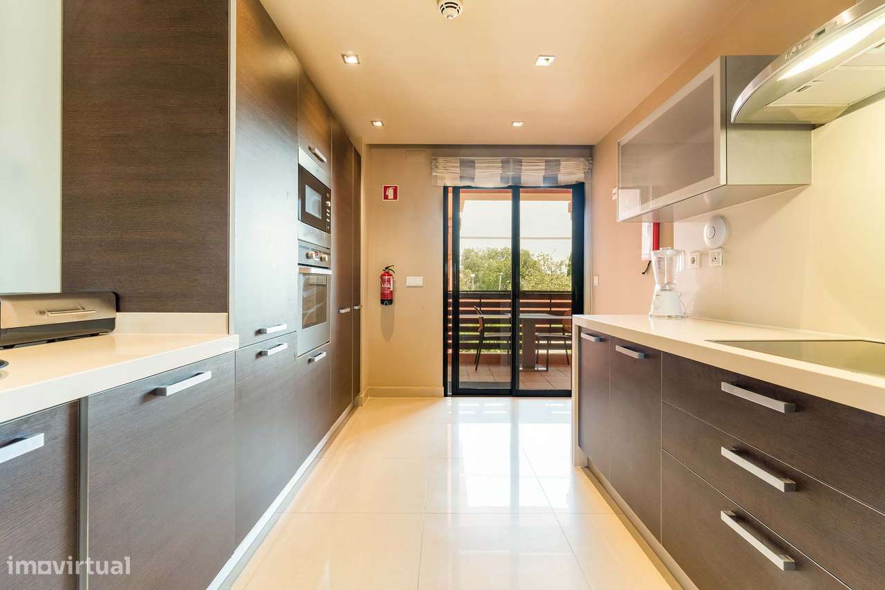 Penthouse T3 num Exclusivo Resort de Golfe-7