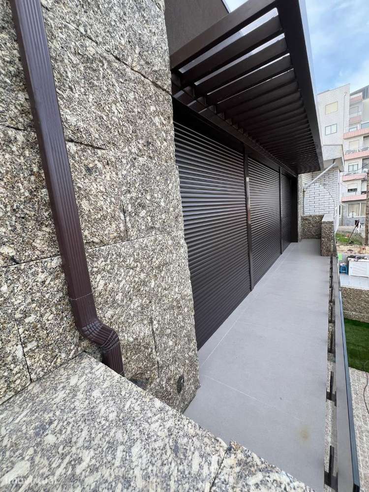 Moradia T3 nova, 2ª linha - Aver o Mar - Grande imagem: 5/18