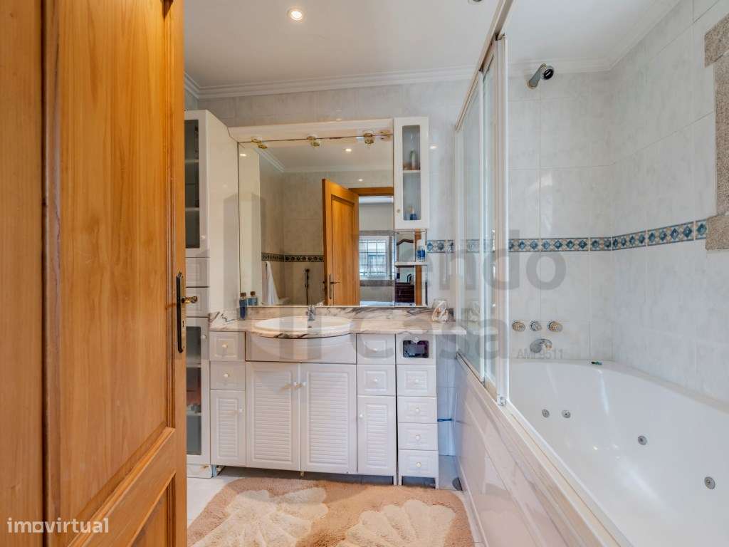 Vende-se Moradia Individual - Braga - Frossos-38