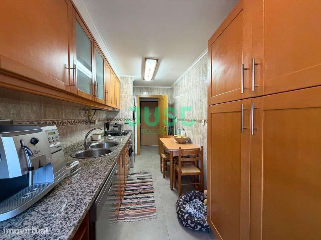 Apartamento t3 remodelado em São Domingos de Benfica - conforto no ...-6