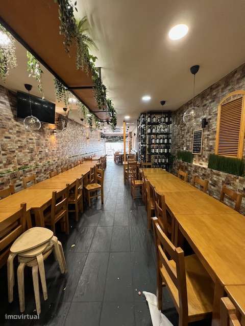 Loja - Restaurante totalmente Remodelado e Equipado-32