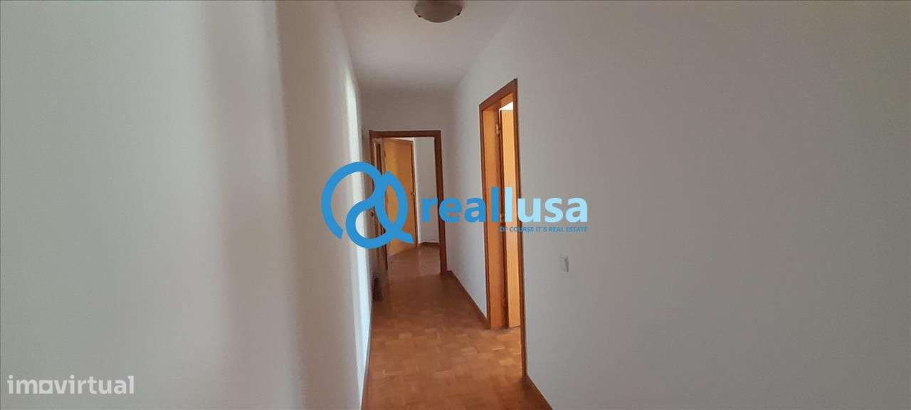 Apartamento T2 c/ garagem Baguim do Monte Gondomar-11