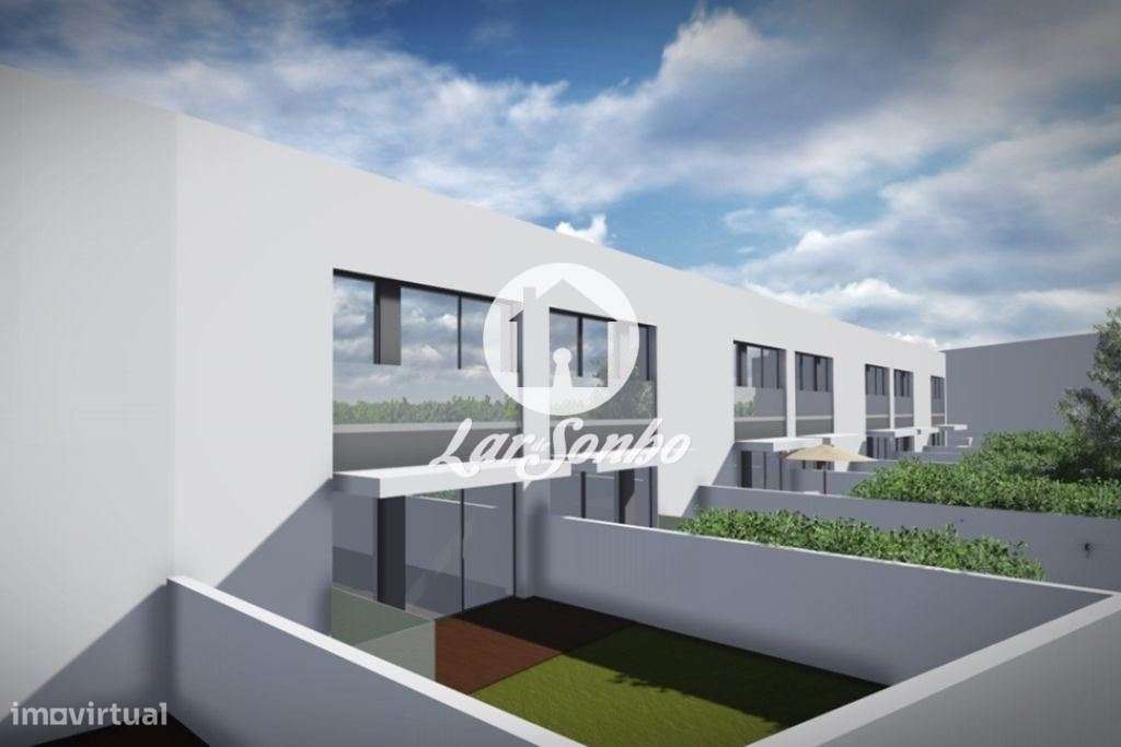 Moradia em banda - Águas Santas - Grande imagem: 1/6