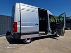 VW Crafter 2.0 TDI L1H2 IVA DEDUTIVEL - 9