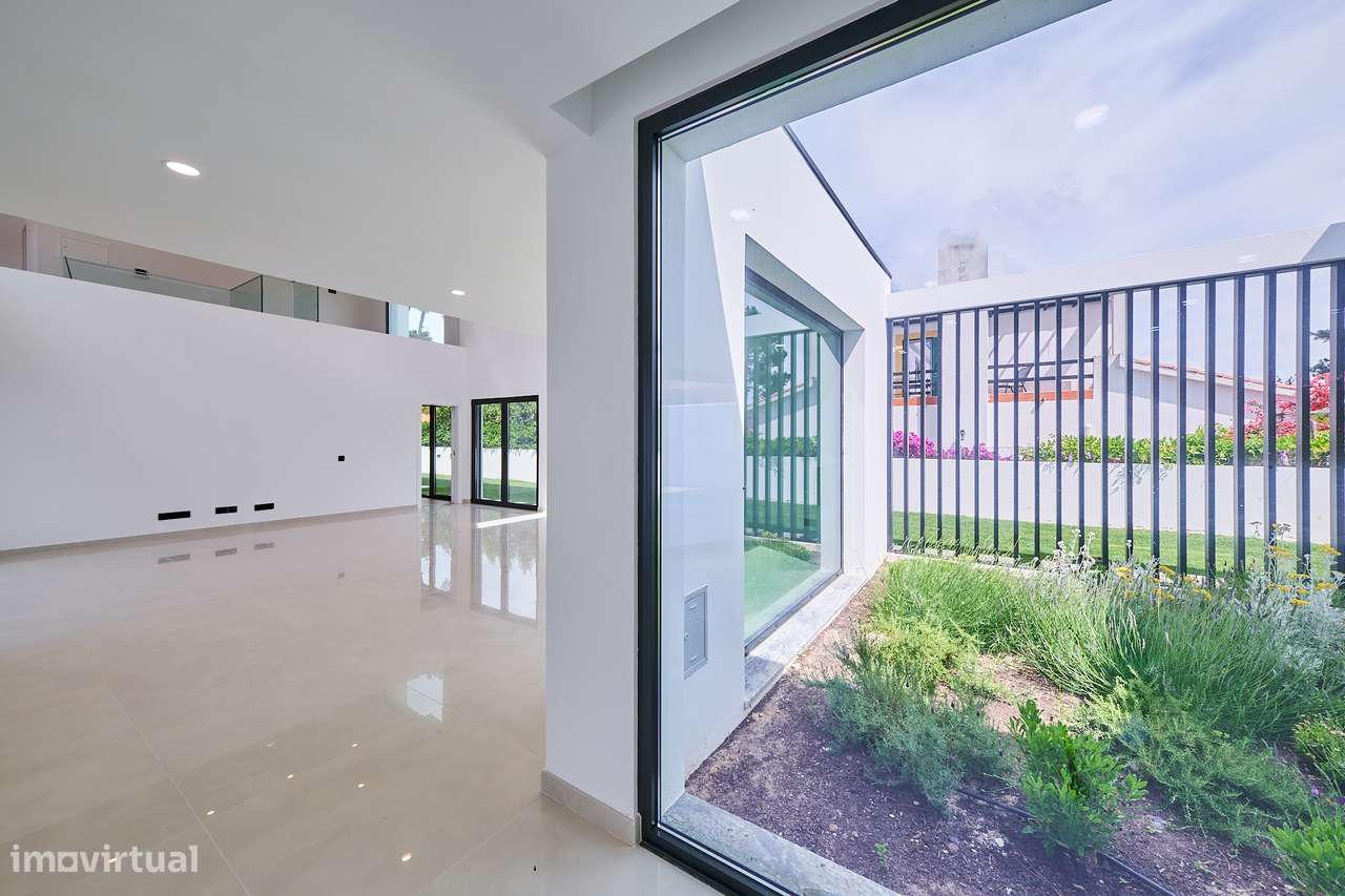 Moradia Isolada com piscina, Verdizela, Seixal-9