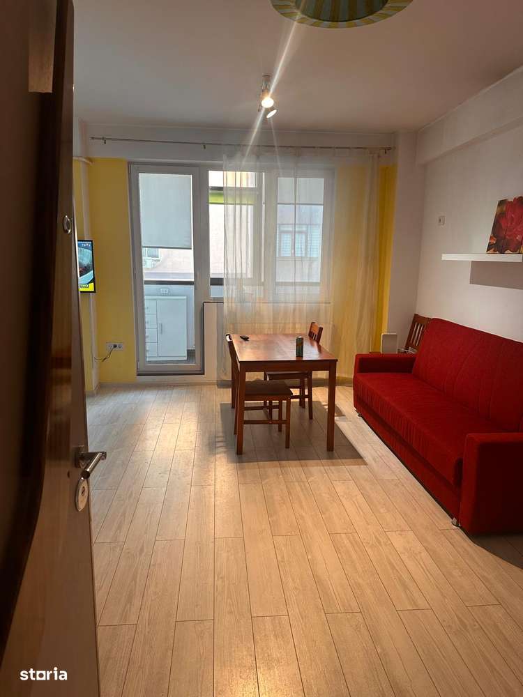 Garsoniera cu balcon și lift, Militari Residence-5