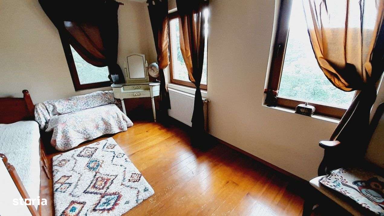 Casa 5 camere, D+P+M, ultracentral, zona deosebita, Campina, Prahova - Imagine principală: 5/15