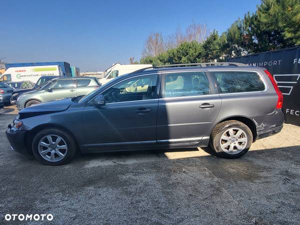 Volvo V70 D3 Momentum - 5