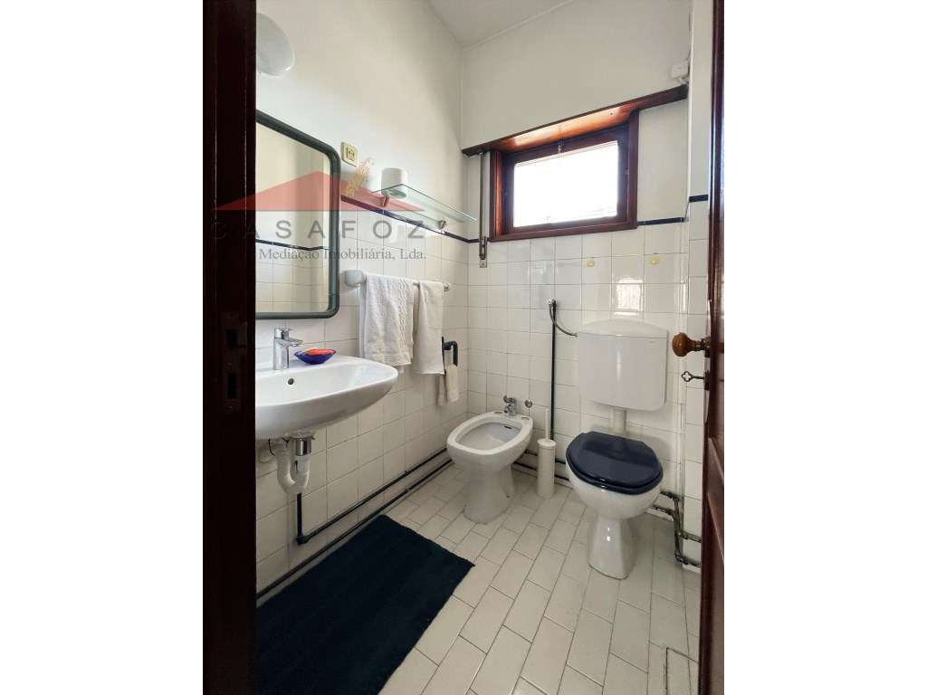 Venda Moradia T6 no Bairro dos Músicos-11