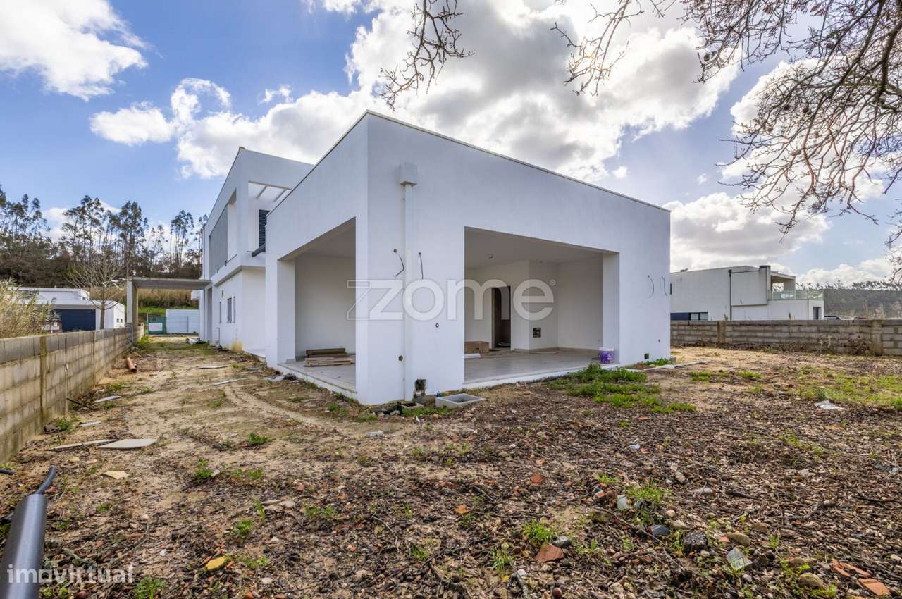 Moradia T3 - Leiria-9