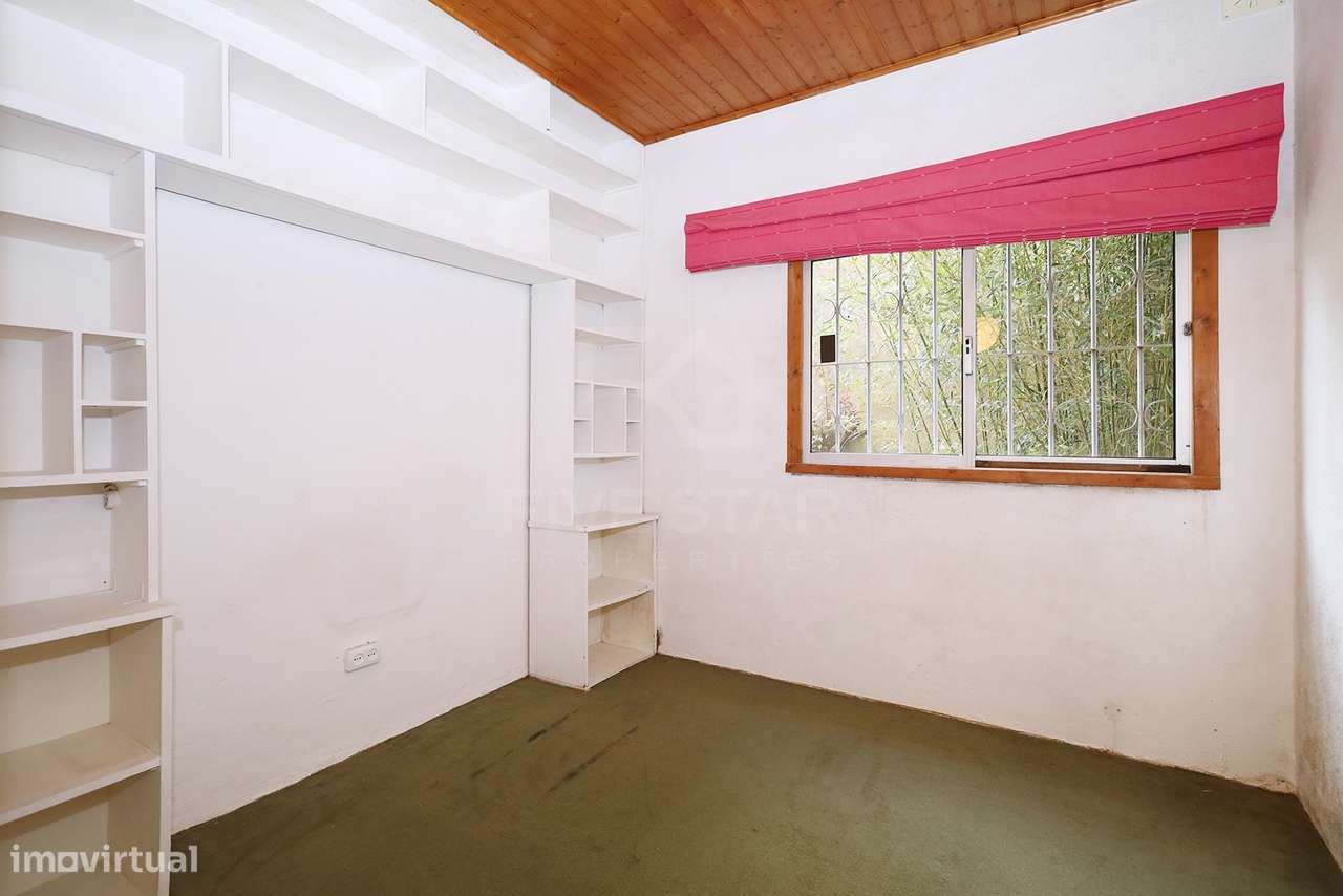 T4 Duplex - Parede - Vista Mar - Varanda - Garagem - Para Renovação-37