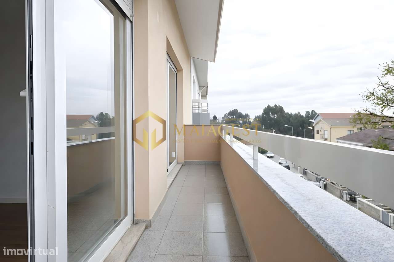 T3 Remodelado com Varandas em Todas as Divisões em Águas Santas - Grande imagem: 5/15