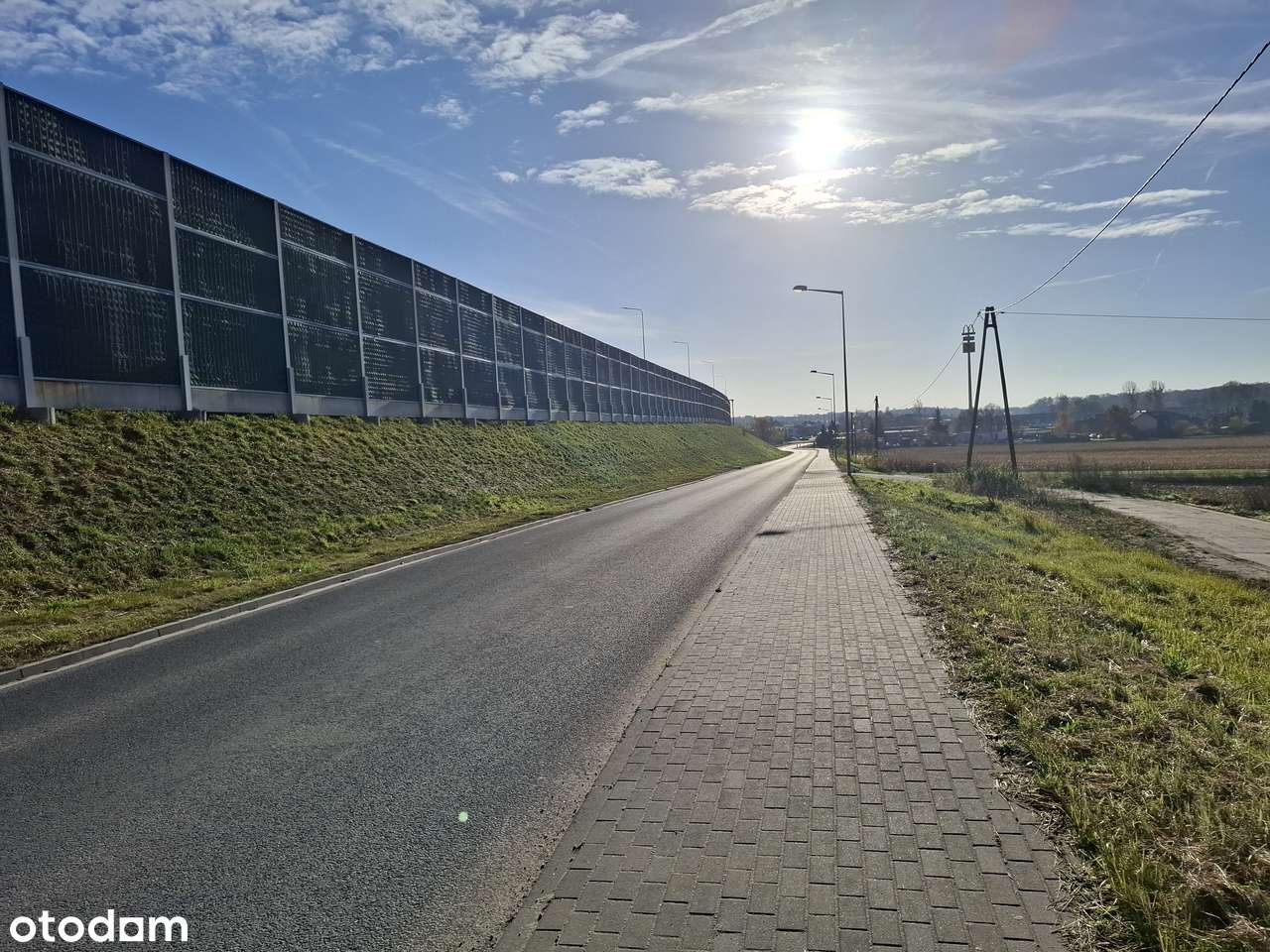 100 m od jeziora, prąd z inst fotowoltaiczną na starych zasadach, woda-3