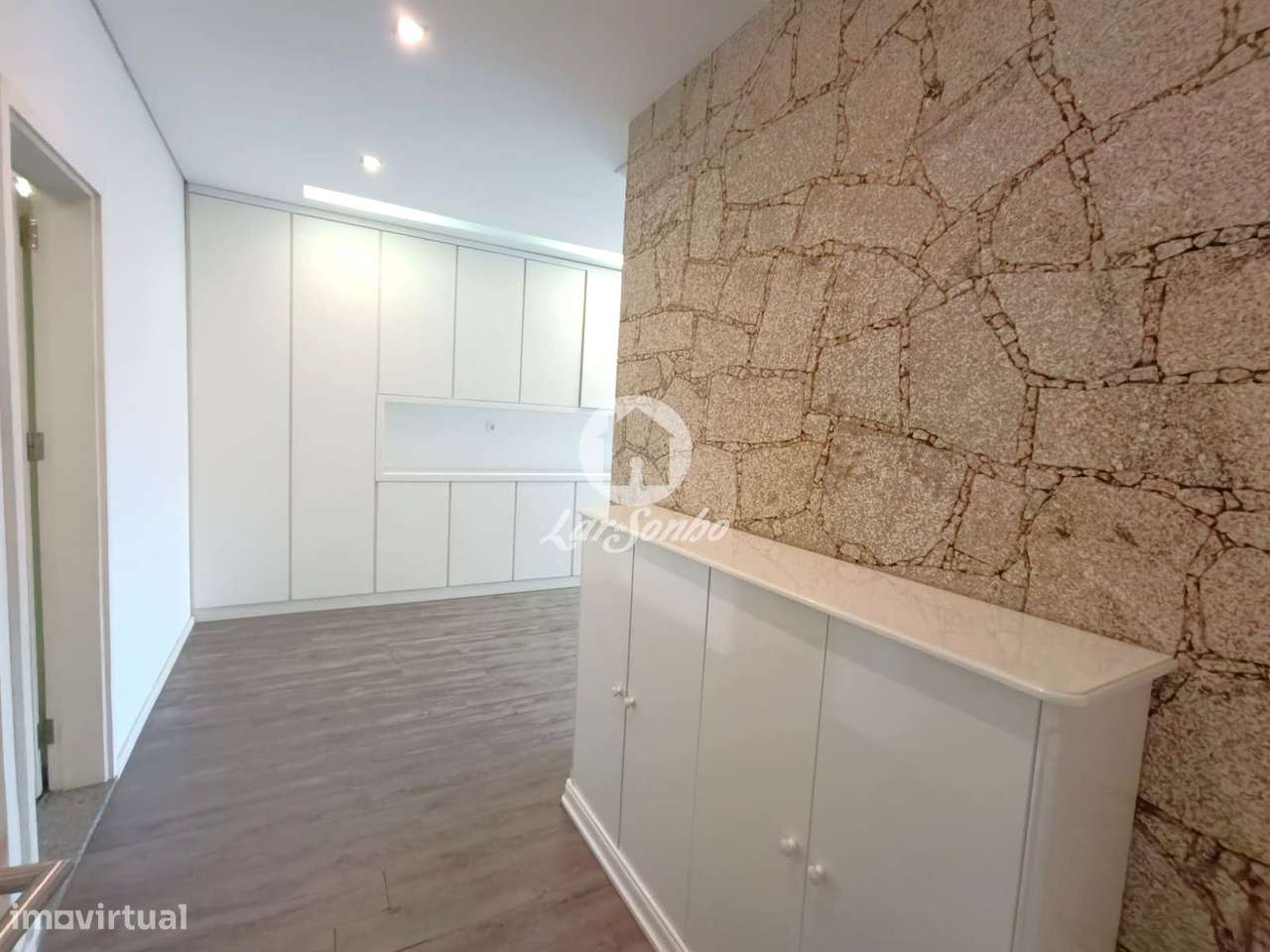 Moradia isolada em Barcelos - Grande imagem: 3/27