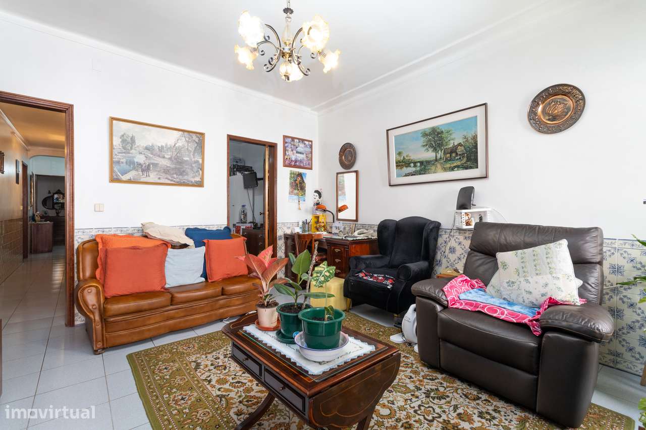 Apartamento com 6 assoalhadas no Coração de Lisboa: Comodidade e Histó - Grande imagem: 4/28