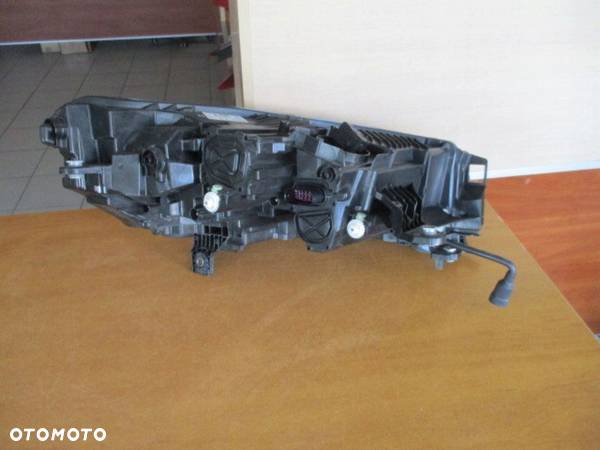 LAMPA PRZEDNIA LEWA SKODA ENYAQ 5LB941015A - 7