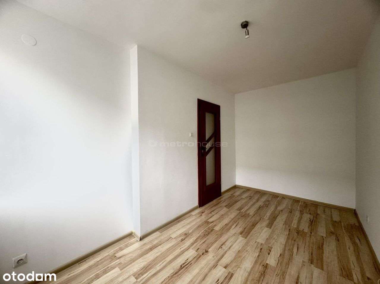 Klimatyczne 2-pok. mieszkanie z widokiem na rzekę-8