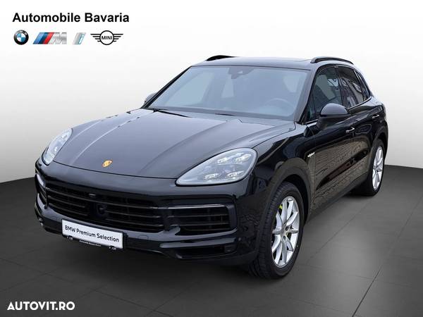 Porsche Cayenne - 1