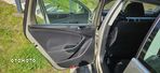 Volkswagen Passat 2.0 TDI Comfortline - 15