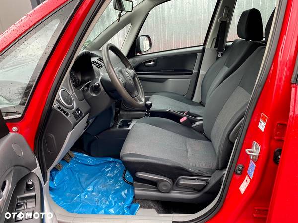 Suzuki SX4 1.9 DDiS 4WD GS / Premium - 9