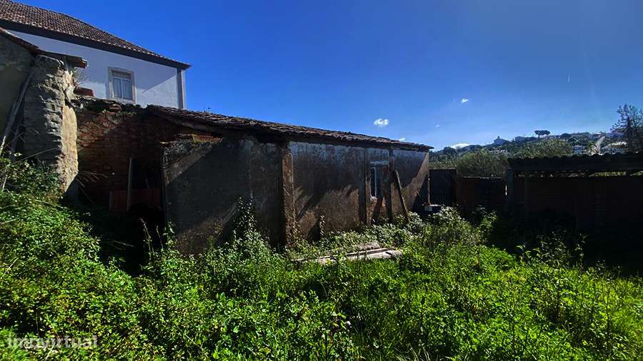 Moradia, logradouro, anexo, para recuperar, aldeia Famões, Bombarral-13