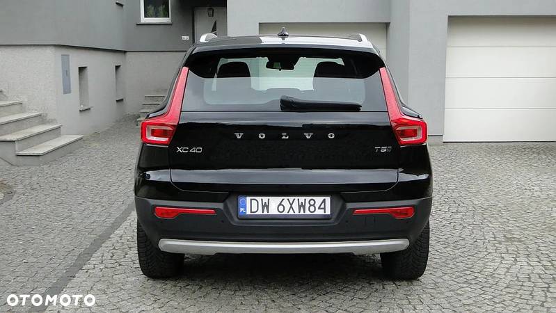 Volvo XC 40 - 11