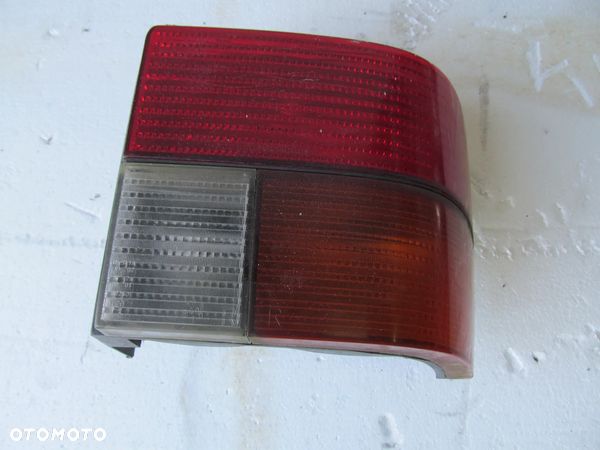 LAMPA TYŁ prawa do Volkswagen Transporter T4 - 1