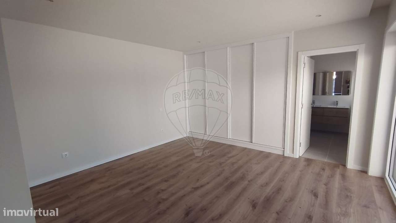 Moradia T3 para venda-7