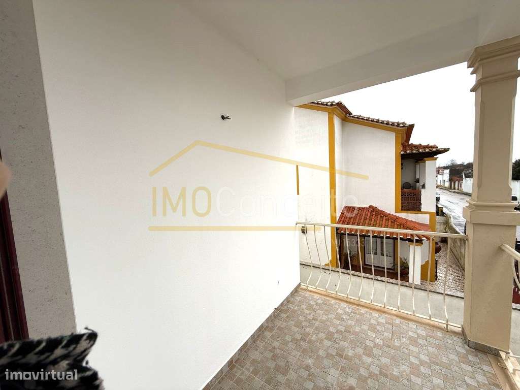 Moradia T4 Geminada com Espaço exterior - Grande imagem: 5/29