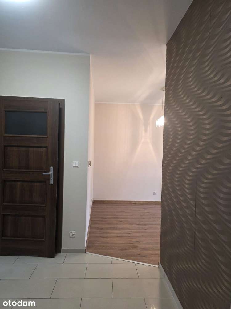 3 pok/2 balkony/kominek w salonie - Pełny obrazek: 5/19