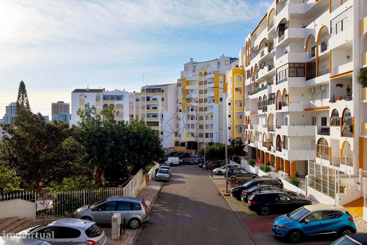 Apartamento T2 virado a Sul , com Garagem na Vila Rosa - Portimão-43