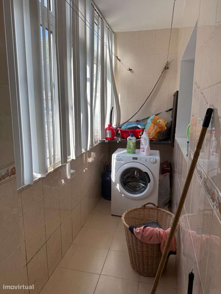 Apartamento T3 no Centro do Montijo-4