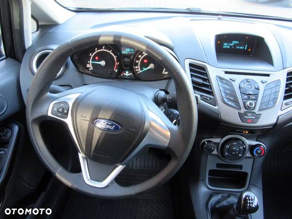 Ford Fiesta - 11