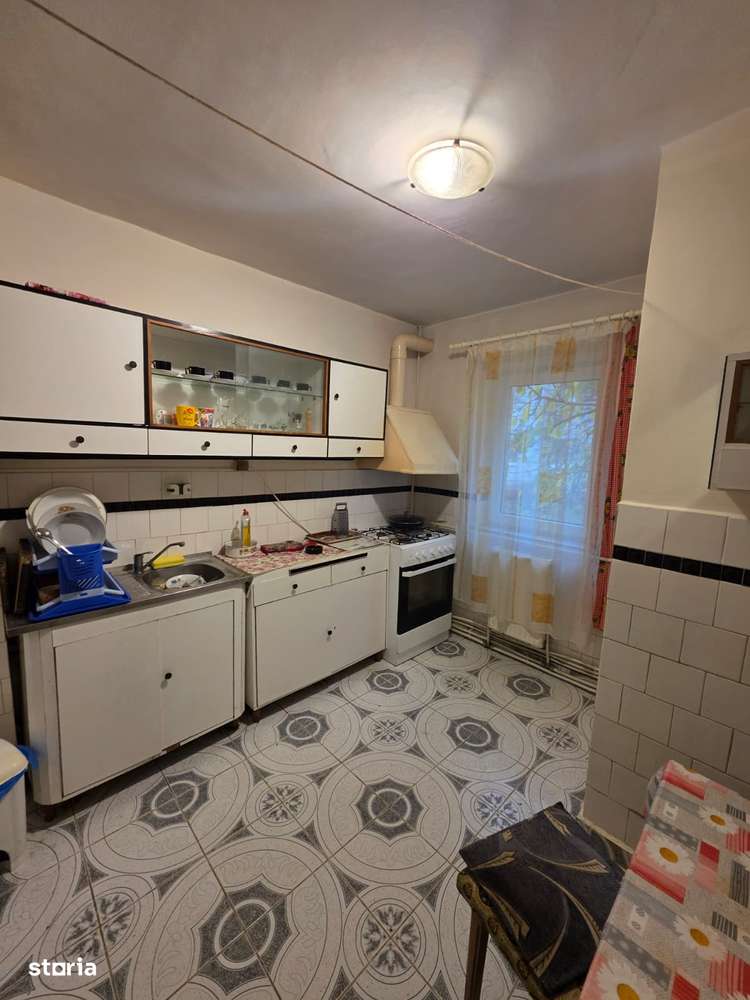 Apartament 4 Camere etaj I Miron Costin-1