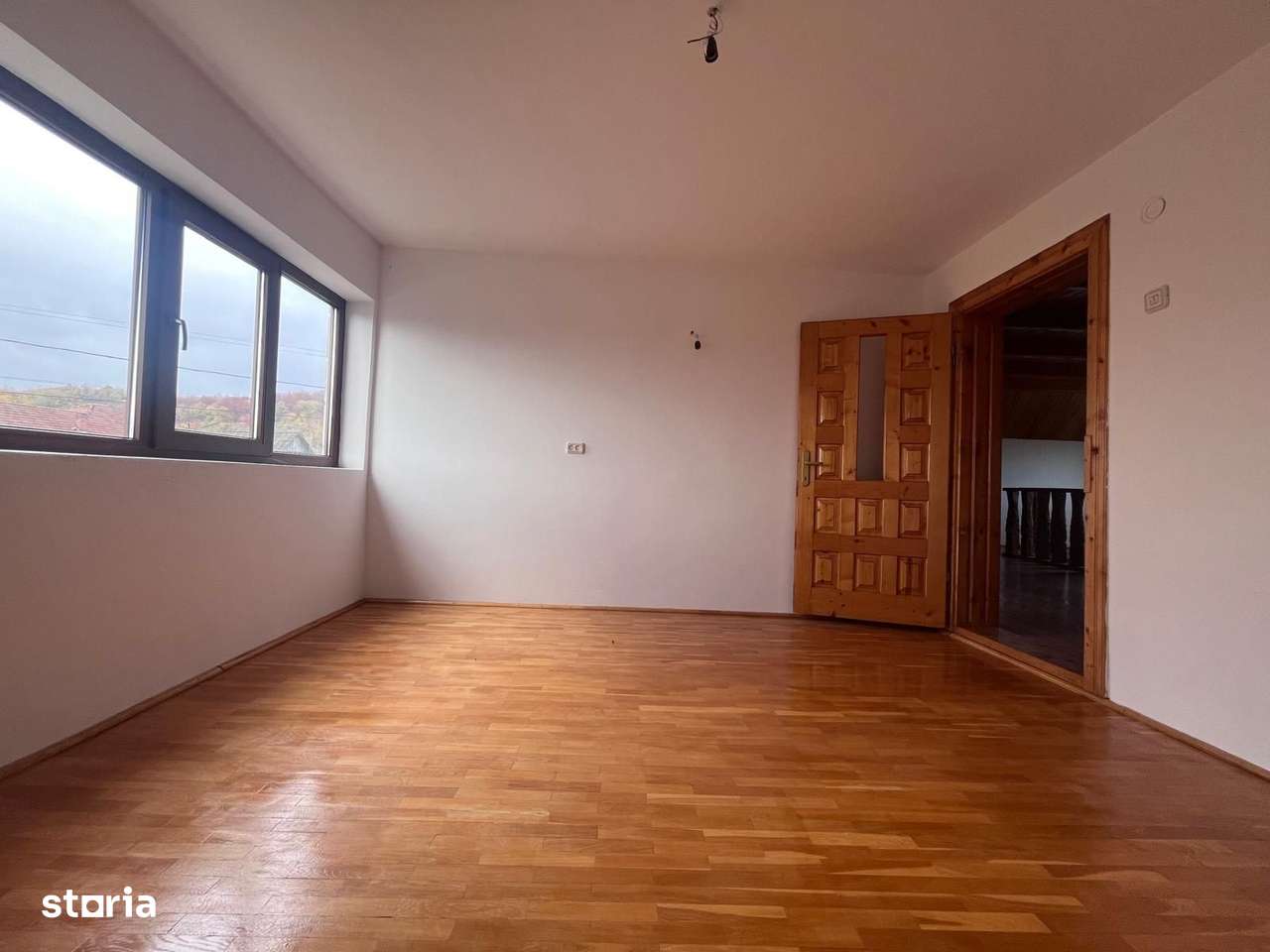 Vanzare casă spațioasă cu teren generos în Cândești Vale–jud Dambovita-3