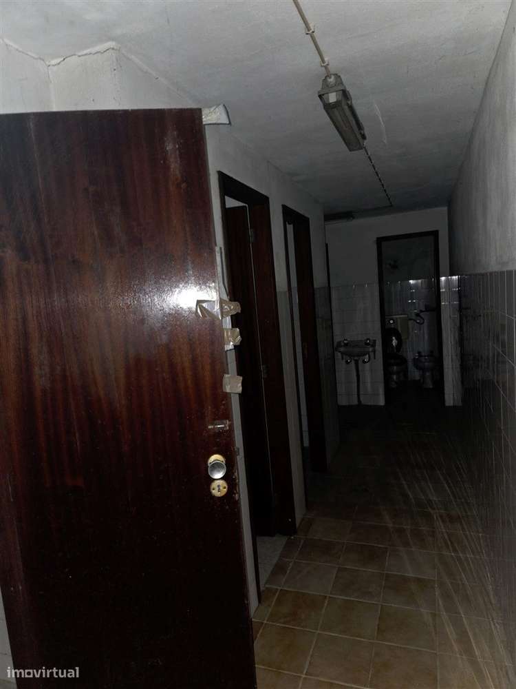 Armazém  Venda em Rio Mau,Penafiel-5