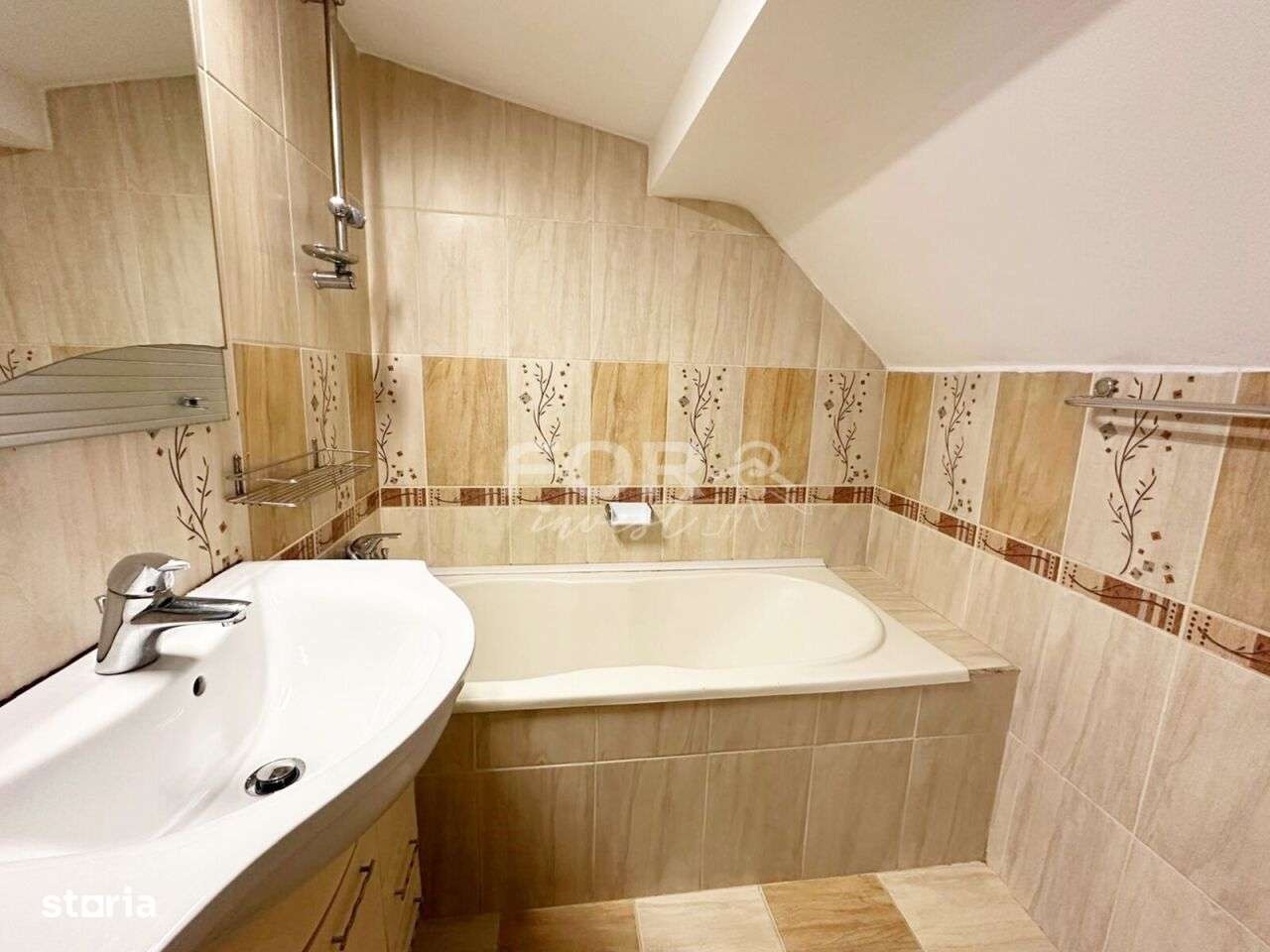 Casa 6 camere cu 428mp teren, de vanzare zona Iosia-14