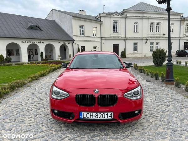 BMW Seria 1 120d Sport Line - 2