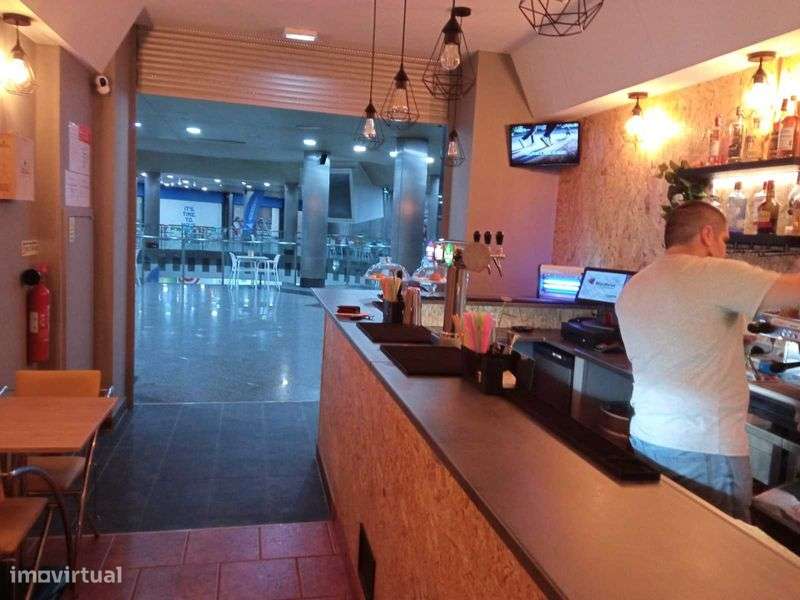 Vendo loja p/ restaurante ou café - Maia - em Centro Comercial - Grande imagem: 5/5