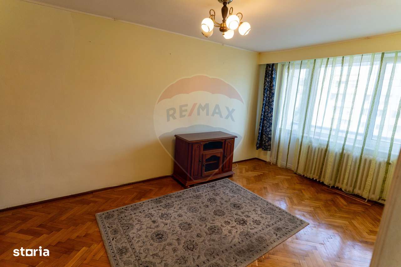Apartament cu 3 camere de vânzare în zona Balcescu, Deva/ Hunedoara - Imagine principală: 5/17